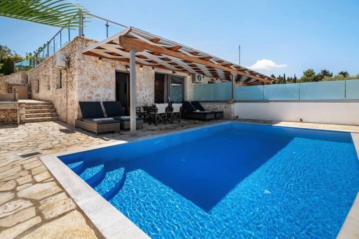 Villas Goudis Tsoukaládhes Esterno foto